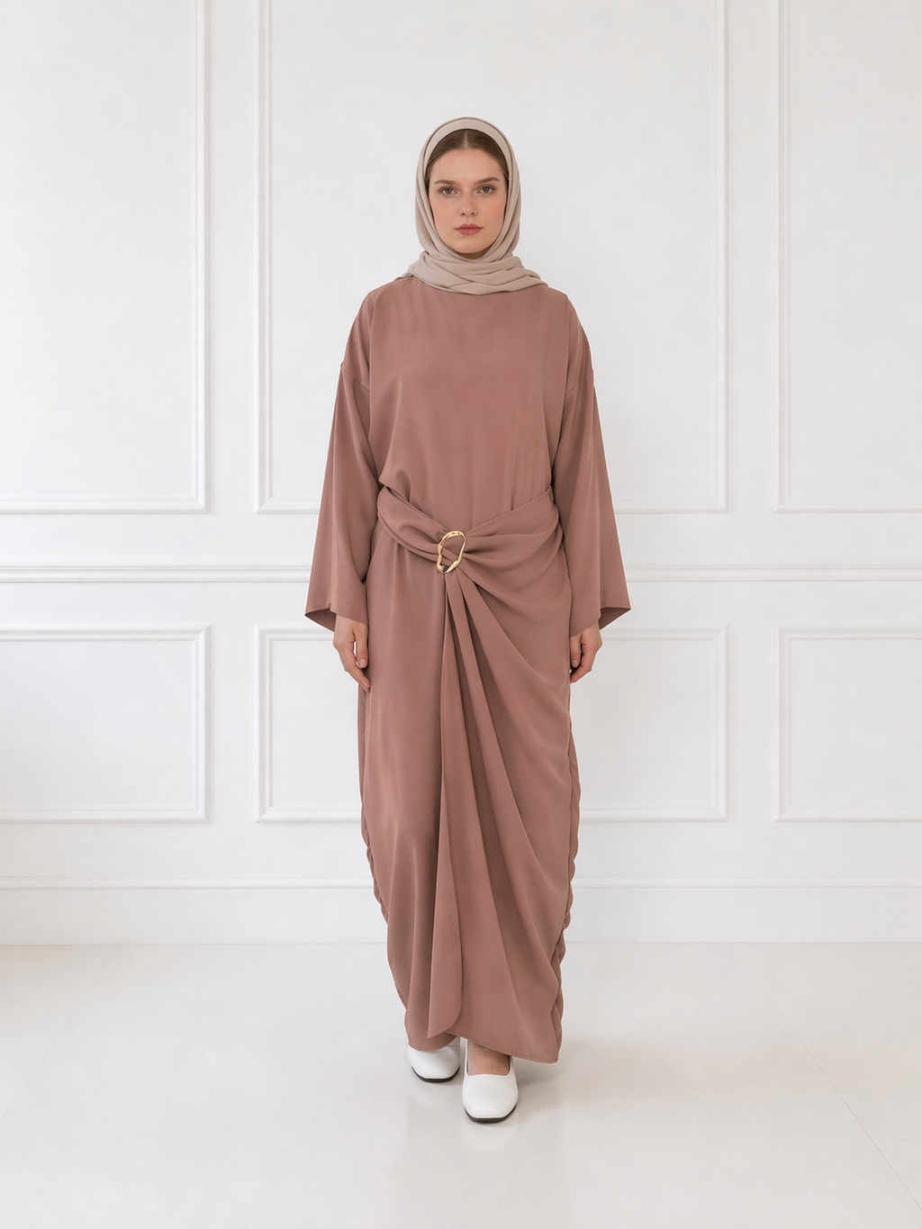 Abaya robe boucle ceinturée en Jazz rose poudré Légèreté et style
