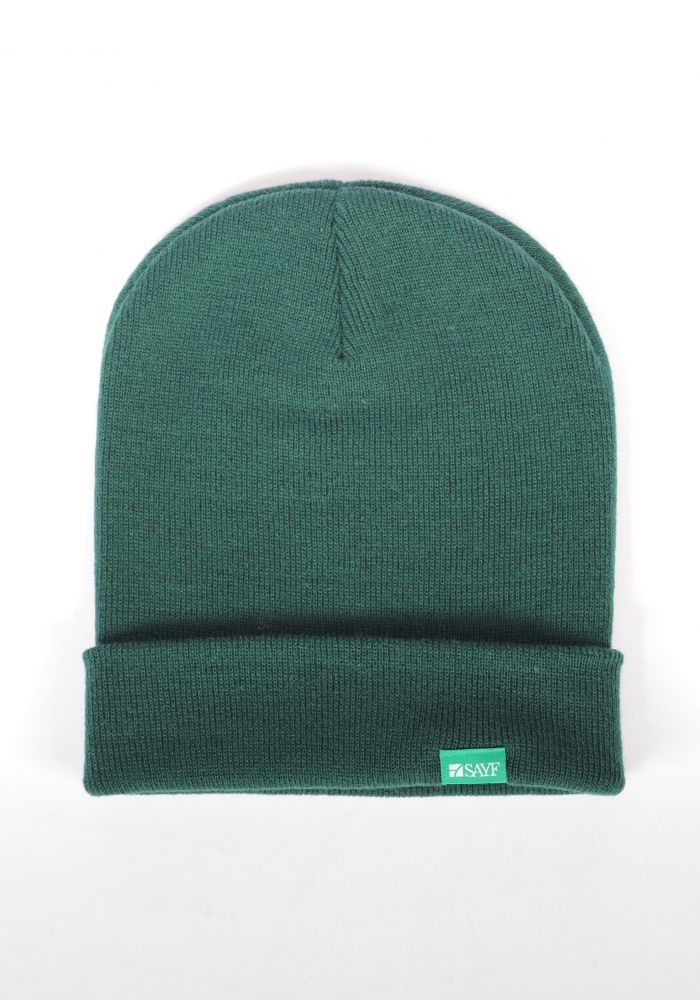 Bonnet SAYF vert avec étiquette – Disponible en boutique ZAYDIN à Istres