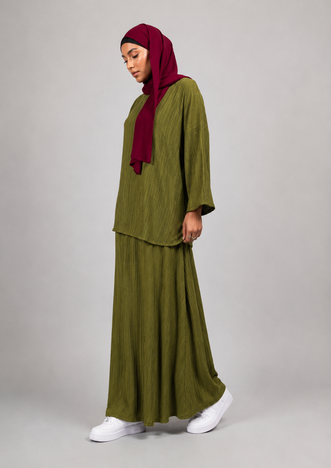 Ensemble haut et jupe femmes léger coloris vert olive