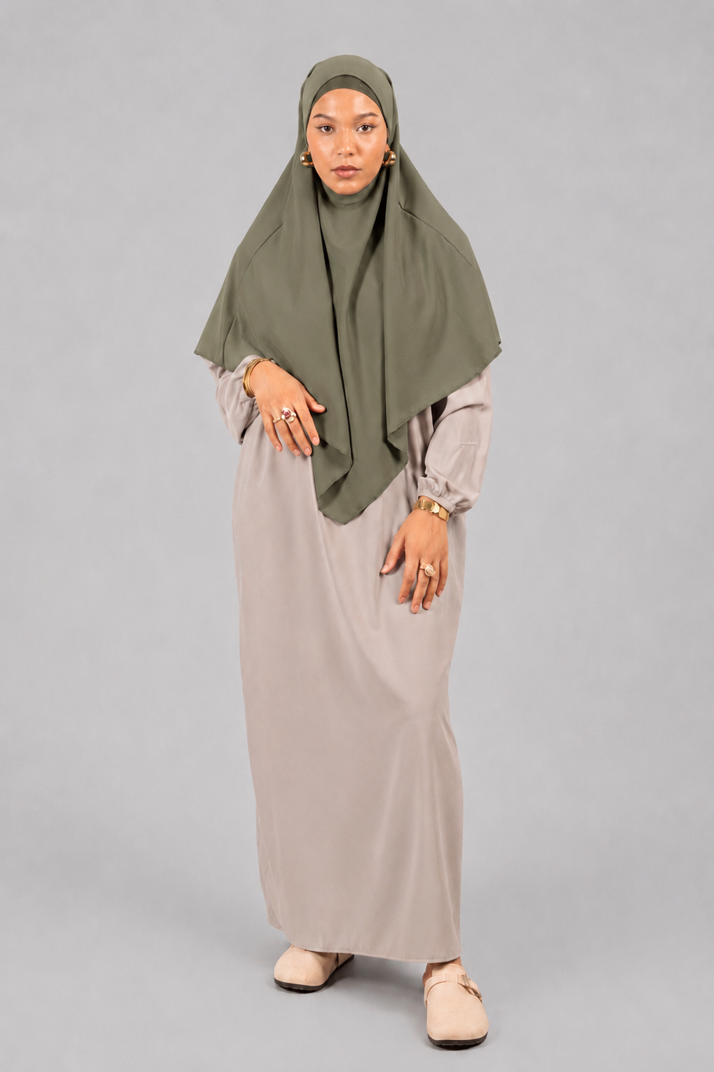 Khimar kaki en soie de medine 90cm de face