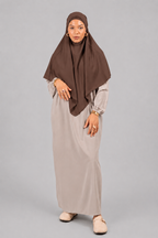 Khimar marron foncé en soie de medine 90cm de face 