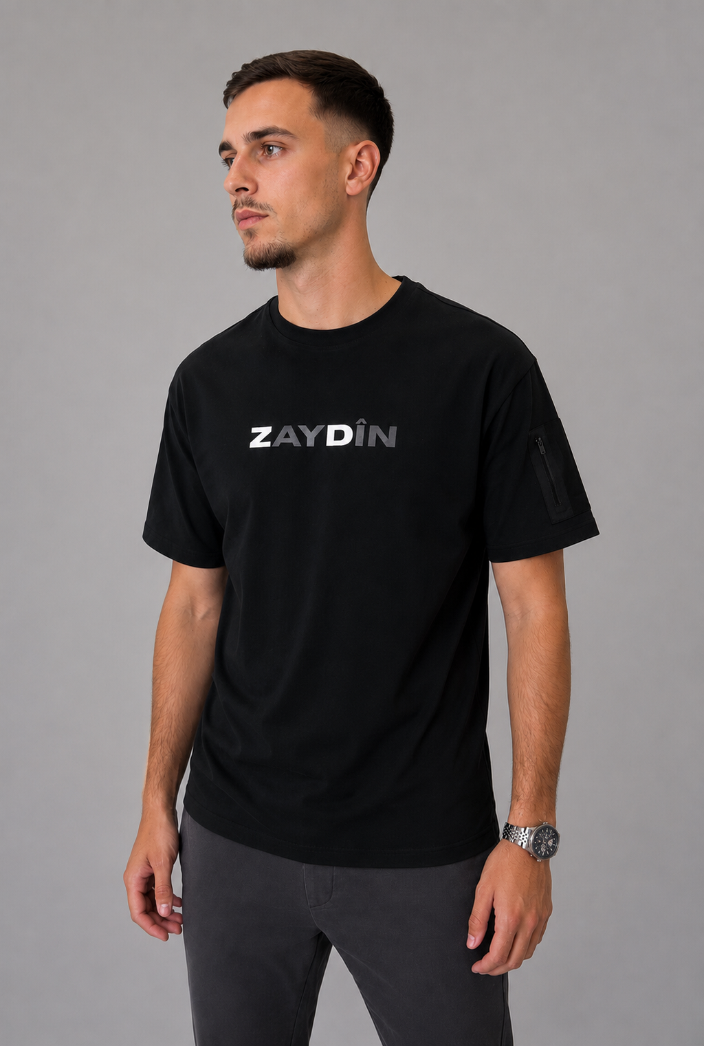 Mannequin avec le T-shirt Original ZAYDÎN Shadow noir et blanc
