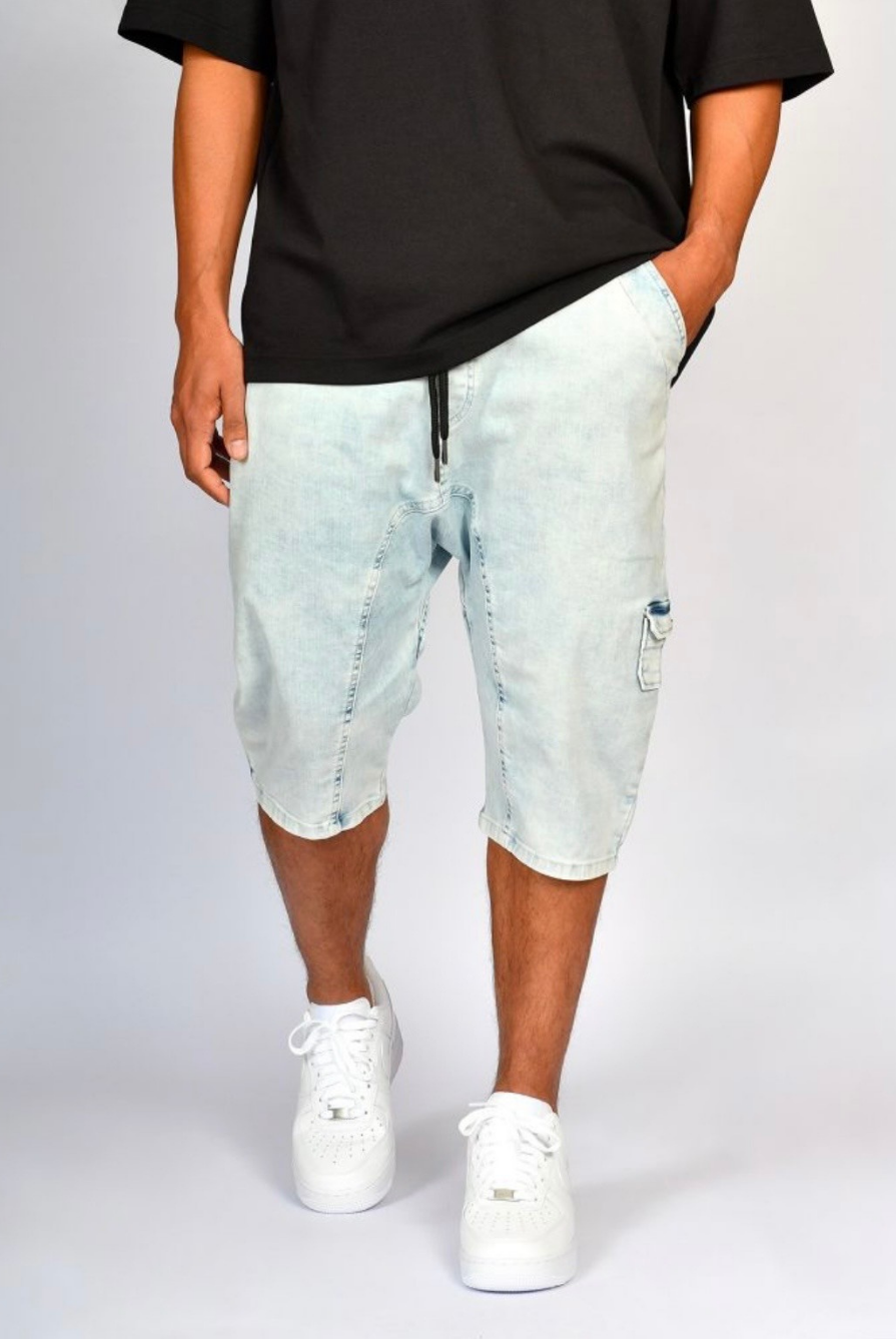 Photo de face du bermuda sarouel SAYF ocean denim disponible chez zaydin à istres.