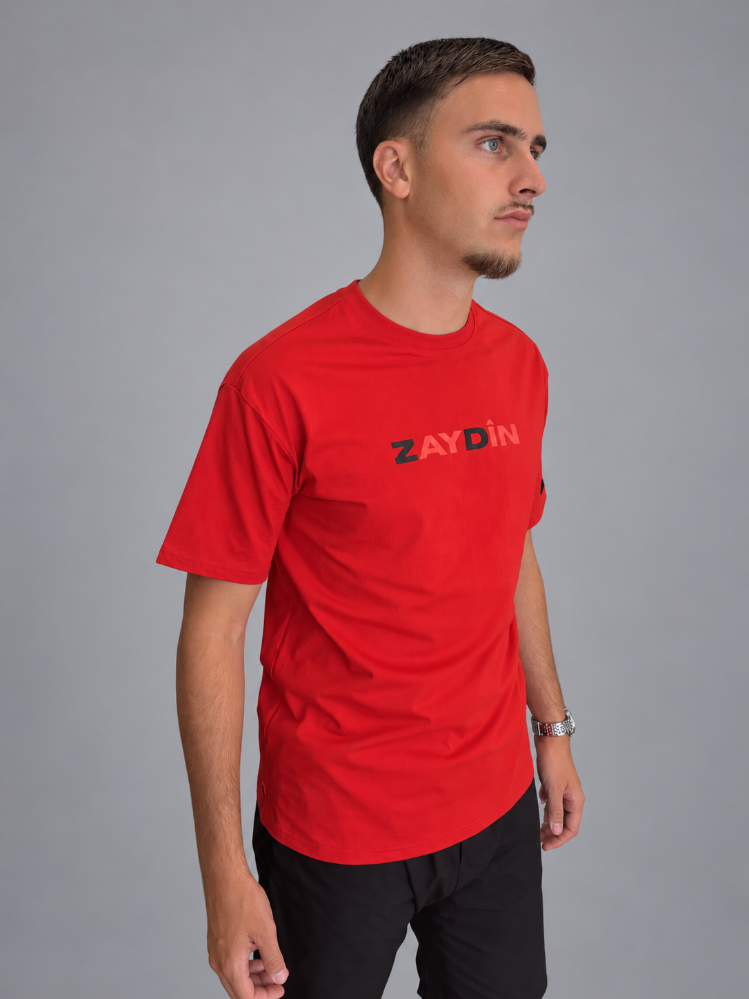 T-shirt ZAYDÎN Original rouge de profil